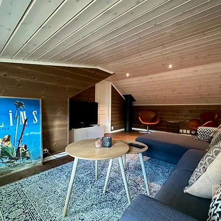 In Magnificent Landscape And Hot Tub Inside Kleiv (Buskerud)